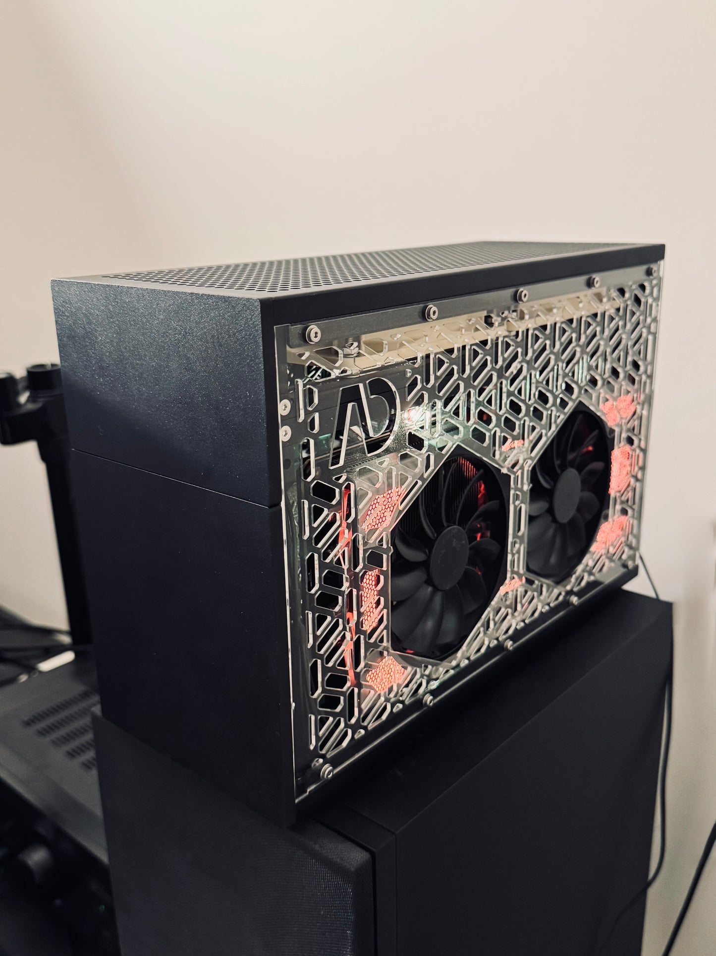 FORMD T1 V1.1 Window Side Panel