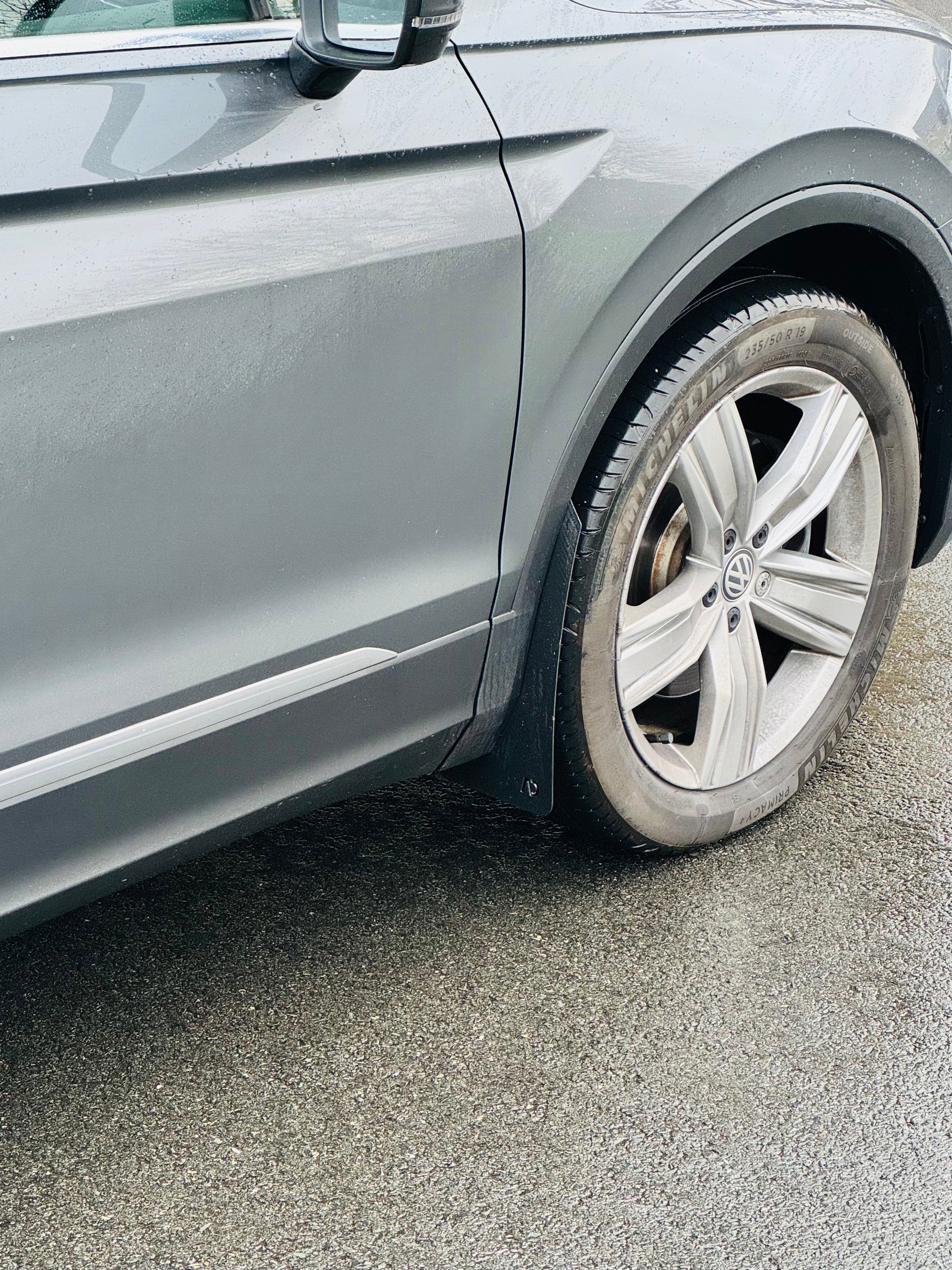 Front angled mud guard view